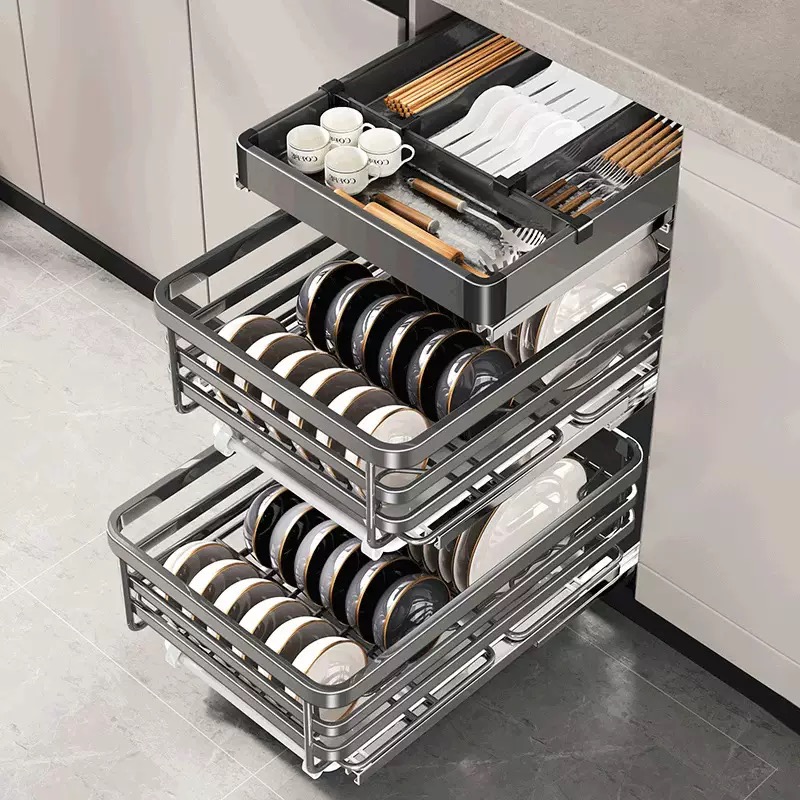 Drawer-style pull-out basket