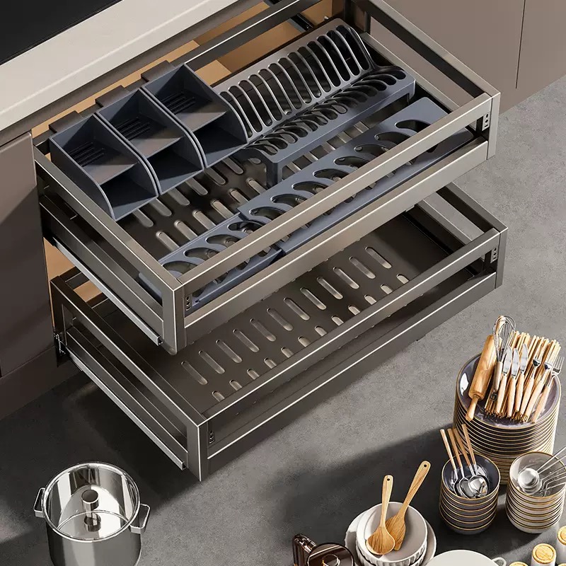 Drawer-style pull-out basket